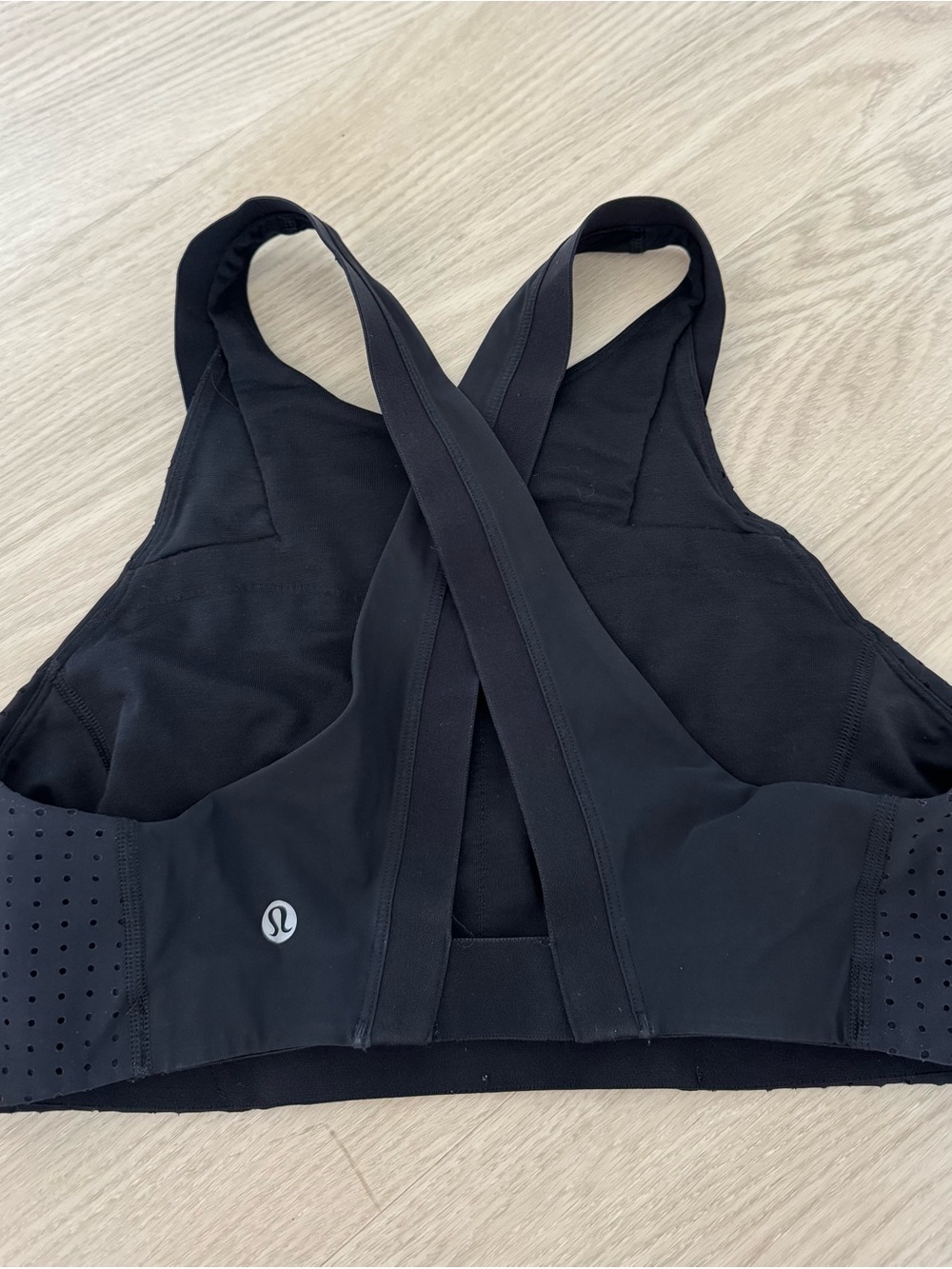 lululemon athletica Black Cross-Back Performance Sports Bra